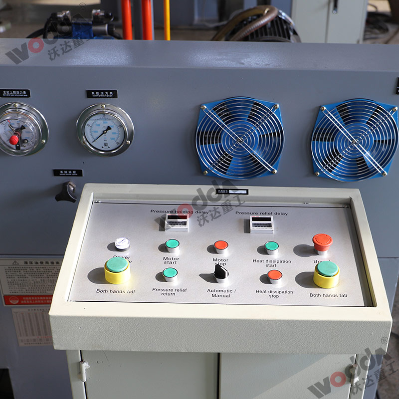 315噸液壓機手動控制臺 315噸液壓機手動控制臺