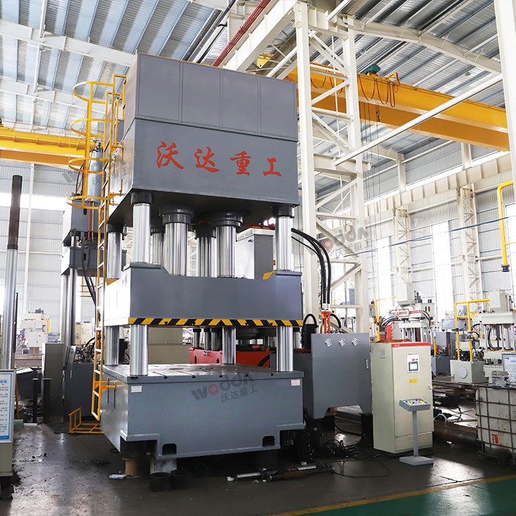 伺服1000噸四柱液壓機(復(fù)合材料成型液壓機) 伺服1000噸四柱液壓機(復(fù)合材料成型液壓機)