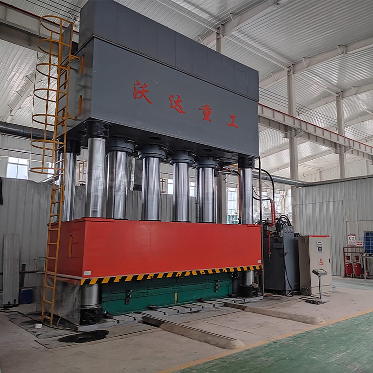 2500噸復(fù)合材料成型液壓機 2500噸復(fù)合材料成型液壓機