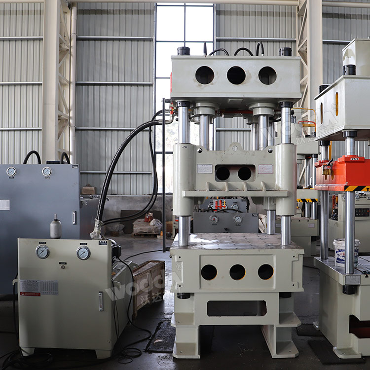 200噸四柱液壓機 200噸四柱液壓機