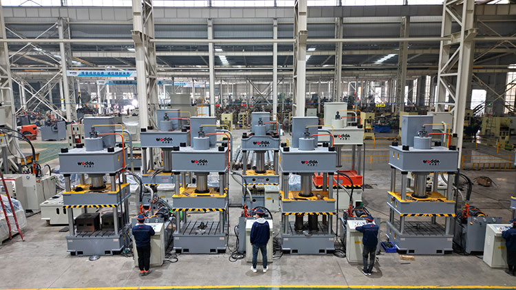 車間場景.jpg 車間場景.jpg