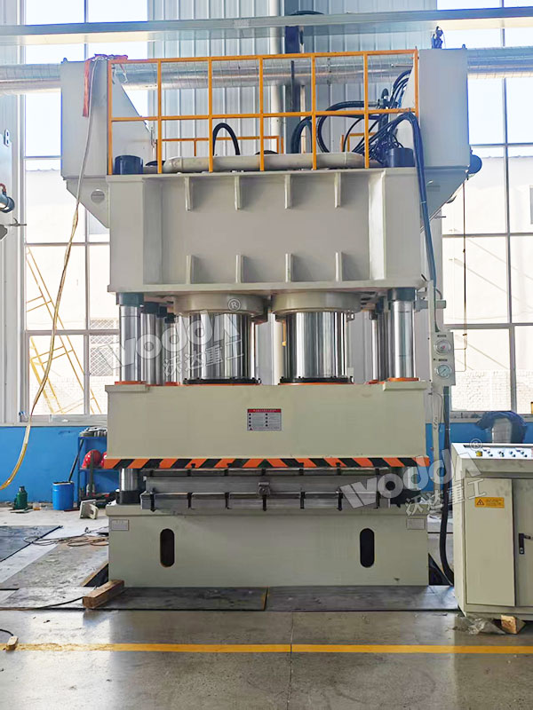 3600噸壓濾機(jī)濾板成型液壓機(jī)現(xiàn)場(chǎng) 3600噸壓濾機(jī)濾板成型液壓機(jī)現(xiàn)場(chǎng)