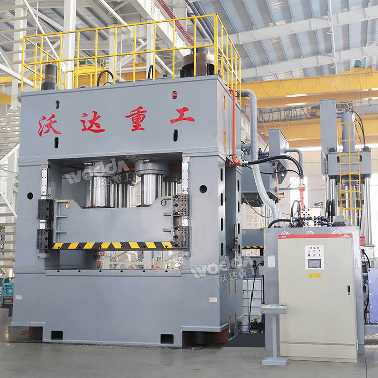 2000噸框架式液壓機(jī)